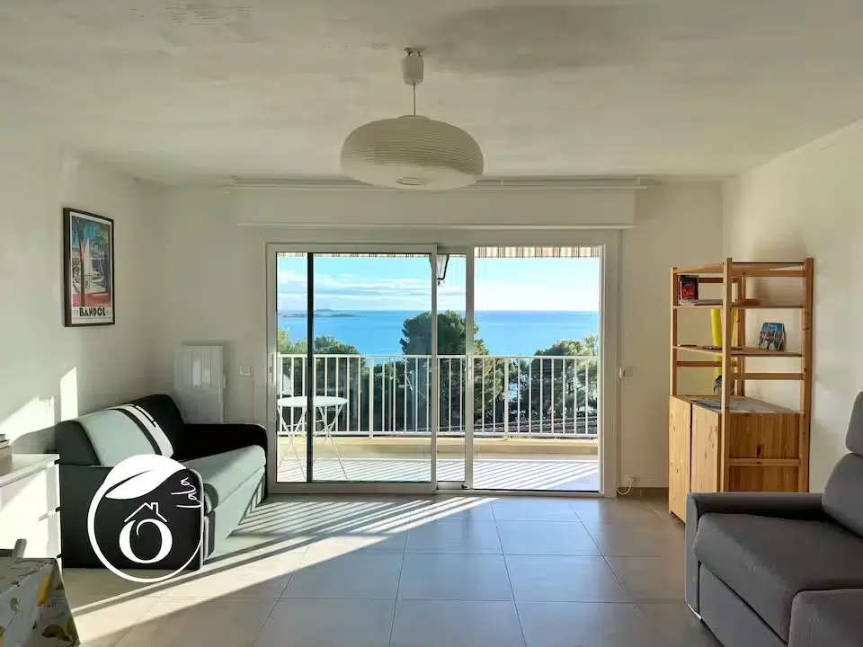 logement-vue-mer-bandol-france